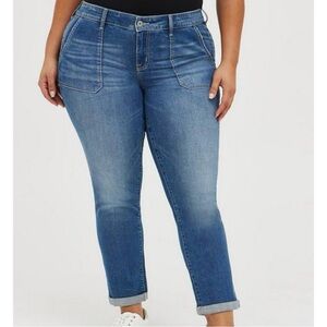 TORRID boyfriend straight vintage stretch jeans